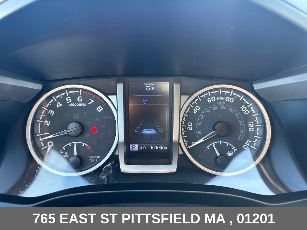 Used 2021 Toyota Tacoma SR5 AWD/4WD image 24