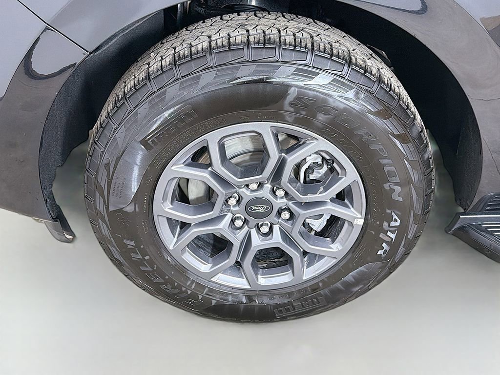 Used 2025 Ford Expedition Max Active image 17