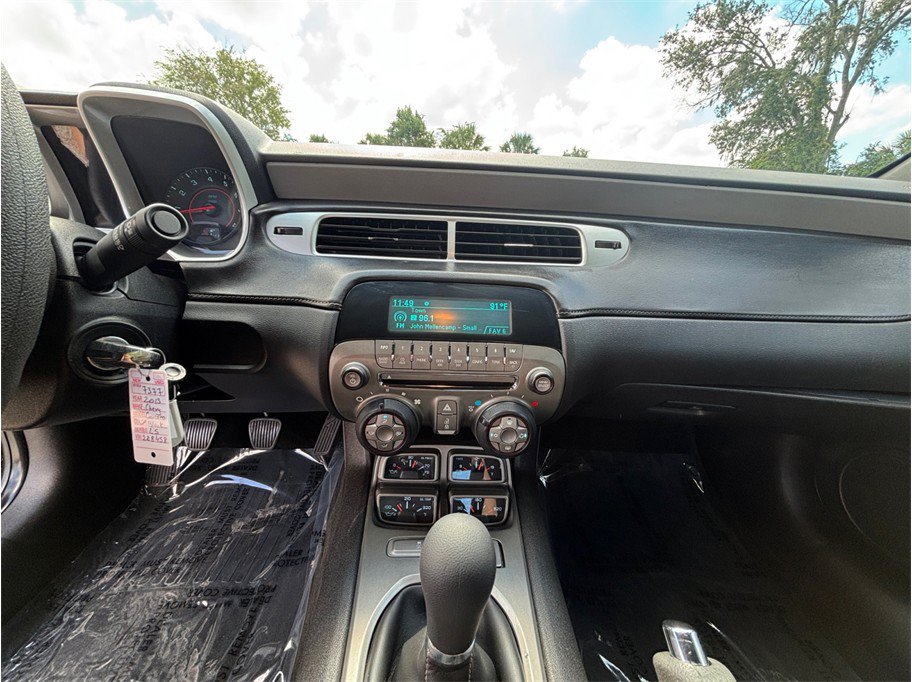 Used 2013 Chevrolet Camaro LS RWD image 11