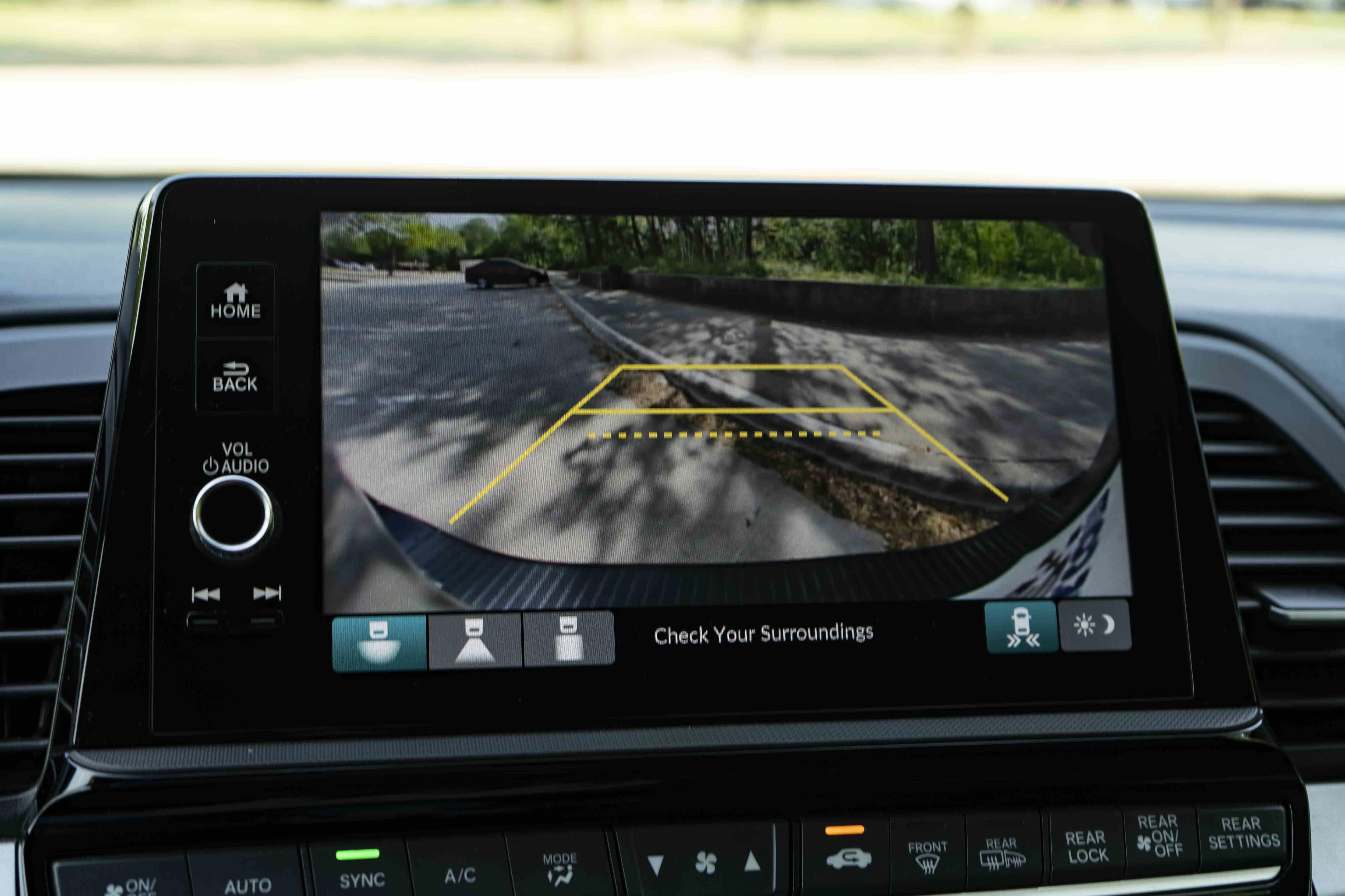 Used 2025 Honda Odyssey Sport-L image 31