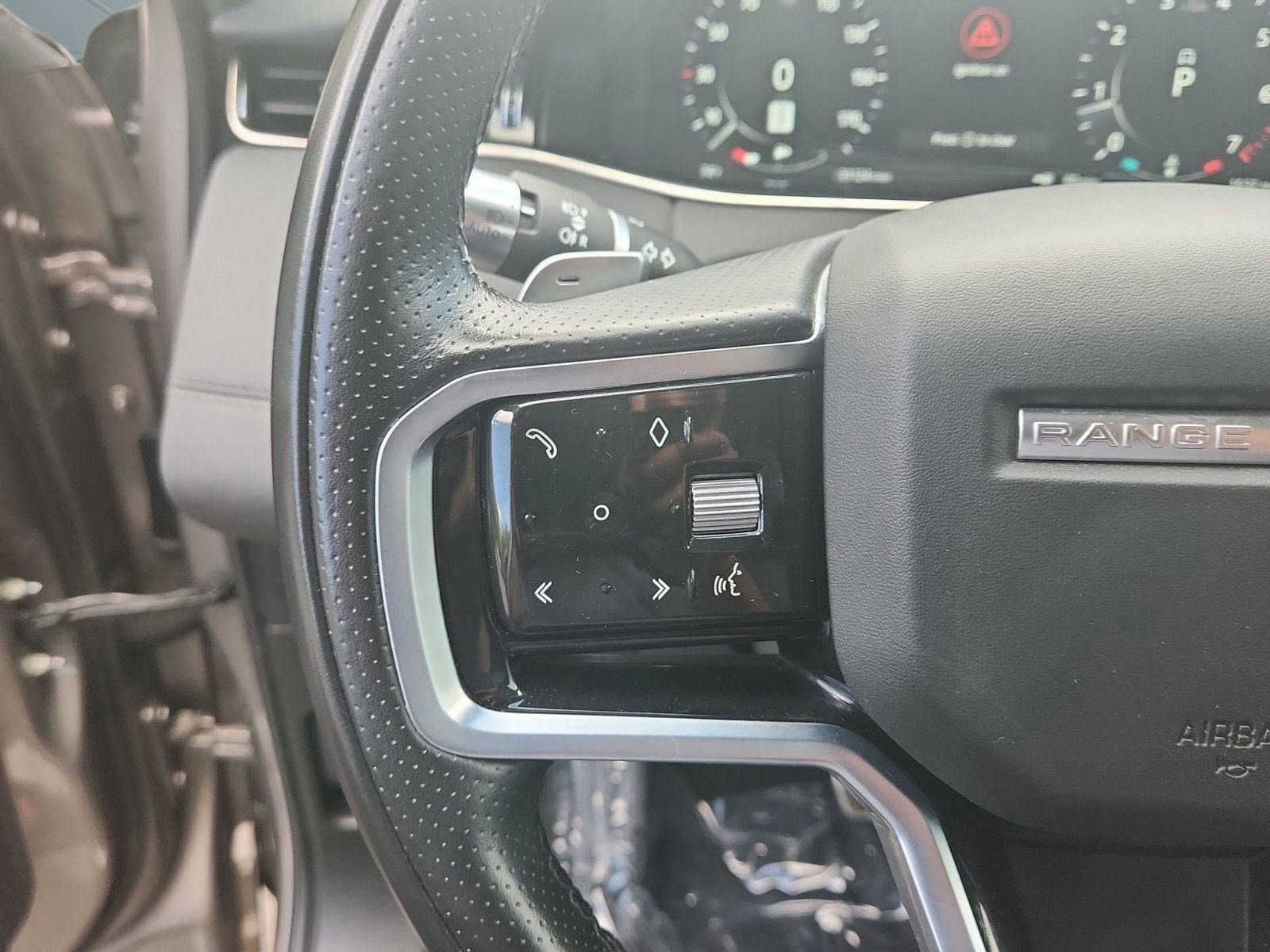 Used 2022 Land Rover Range Rover Evoque R-Dynamic SE image 13