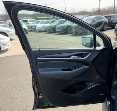 Used 2022 Buick Enclave Essence w/ Experience Buick Package image 16