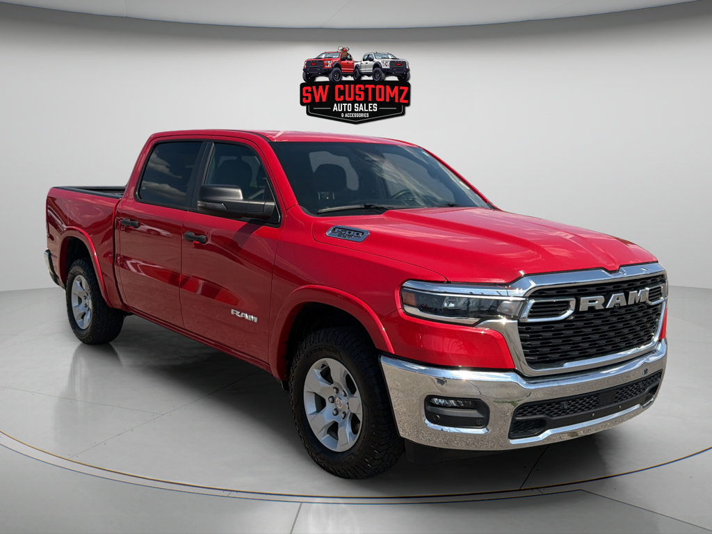 Used 2025 RAM 1500 Big Horn AWD/4WD image 1
