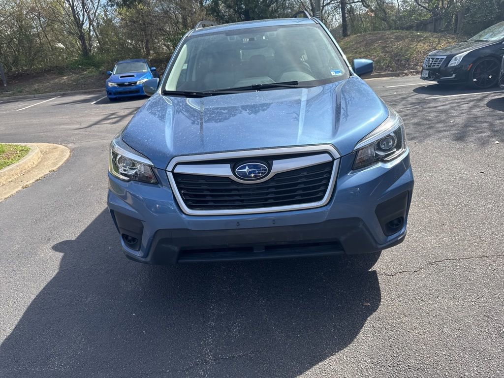 Used 2019 Subaru Forester Premium w/ All-Weather Package image 2