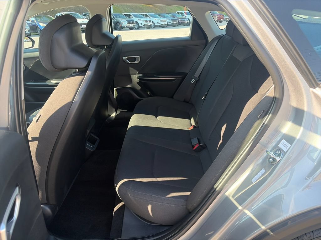 Used 2026 Kia K4 FWD image 24