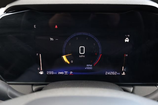 Used 2025 Chevrolet TrailBlazer LT AWD/4WD image 19