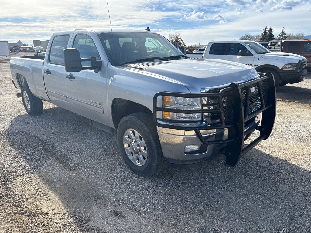 Used 2014 Chevrolet Silverado 3500 LT w/ Interior Plus Package image 9