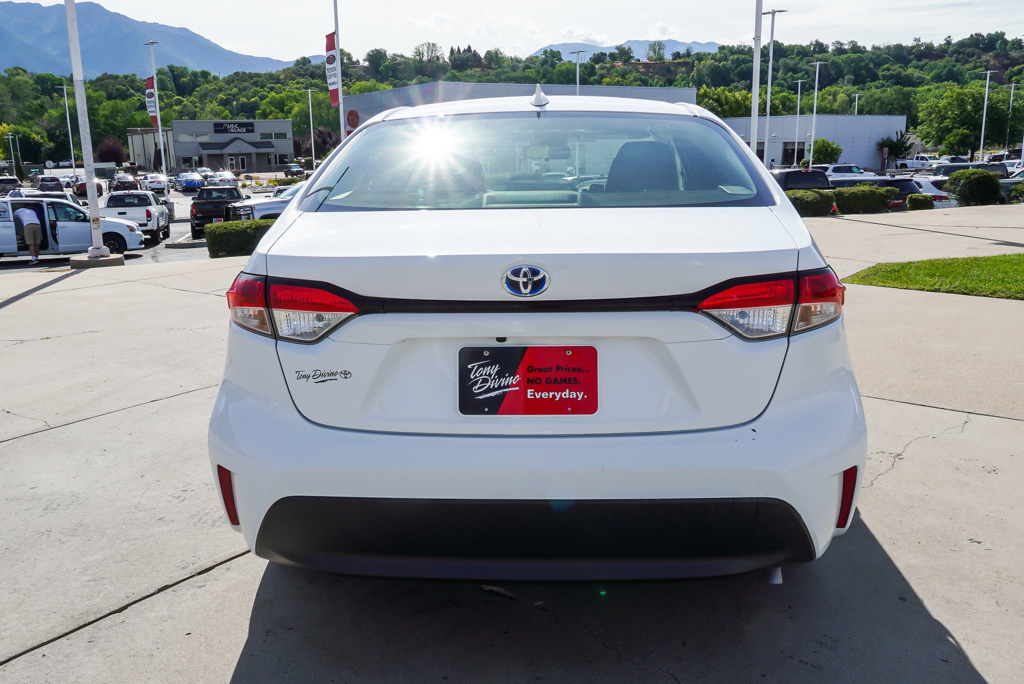 Certified 2024 Toyota Corolla LE FWD image 7