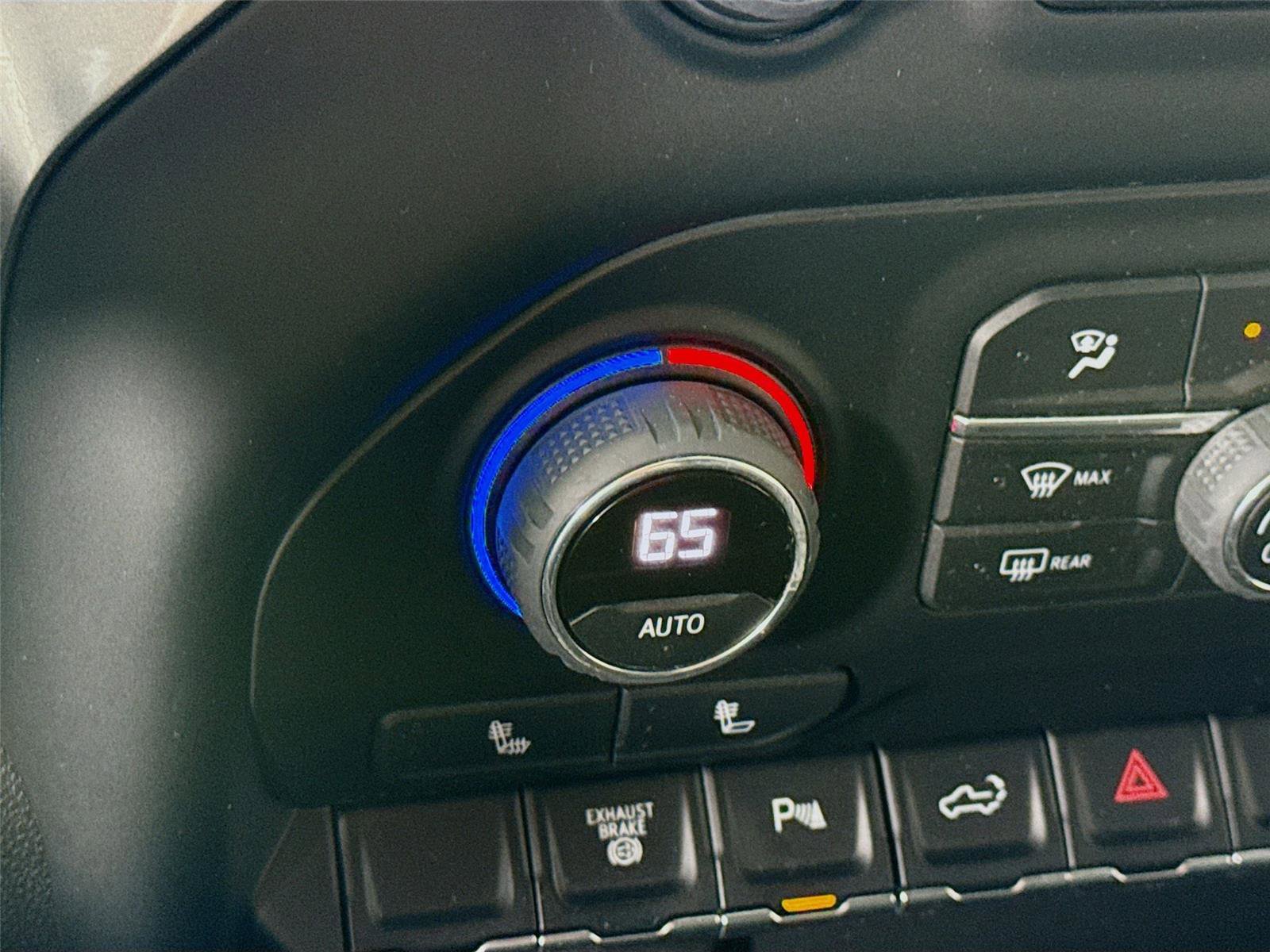 Used 2022 Chevrolet Silverado 2500 LT w/ Z71 Sport Edition image 13