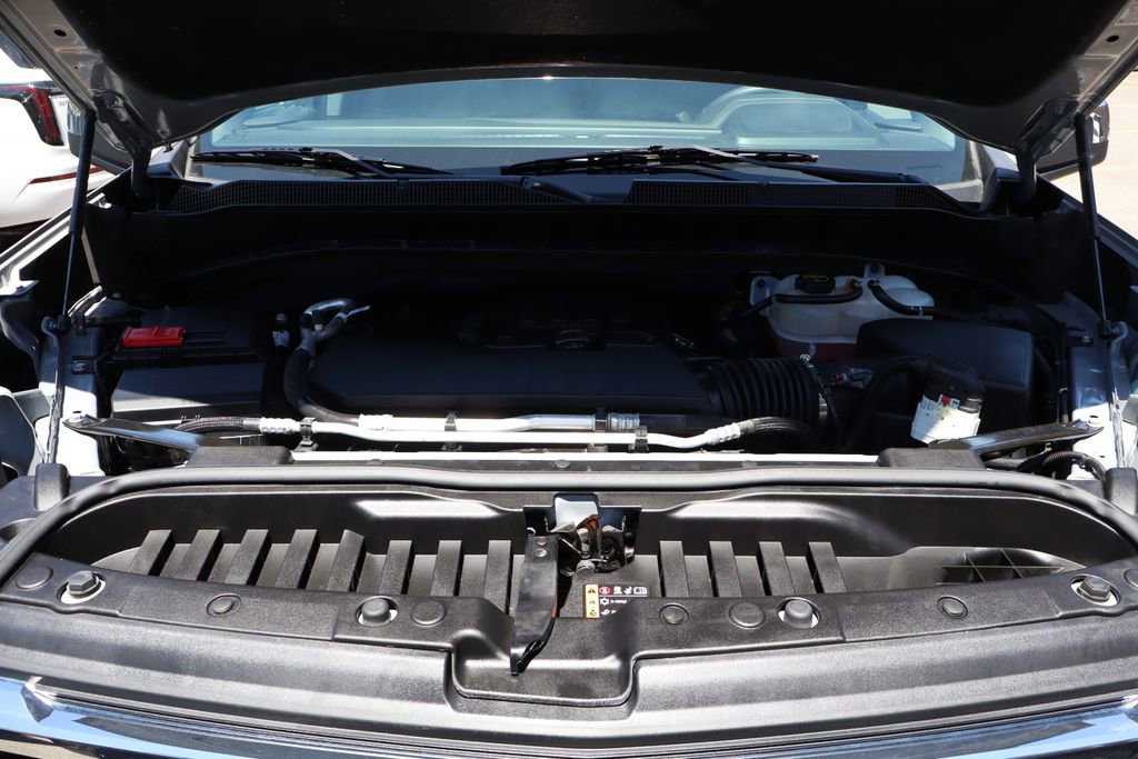 Used 2024 Chevrolet Silverado 1500 LT AWD/4WD image 44