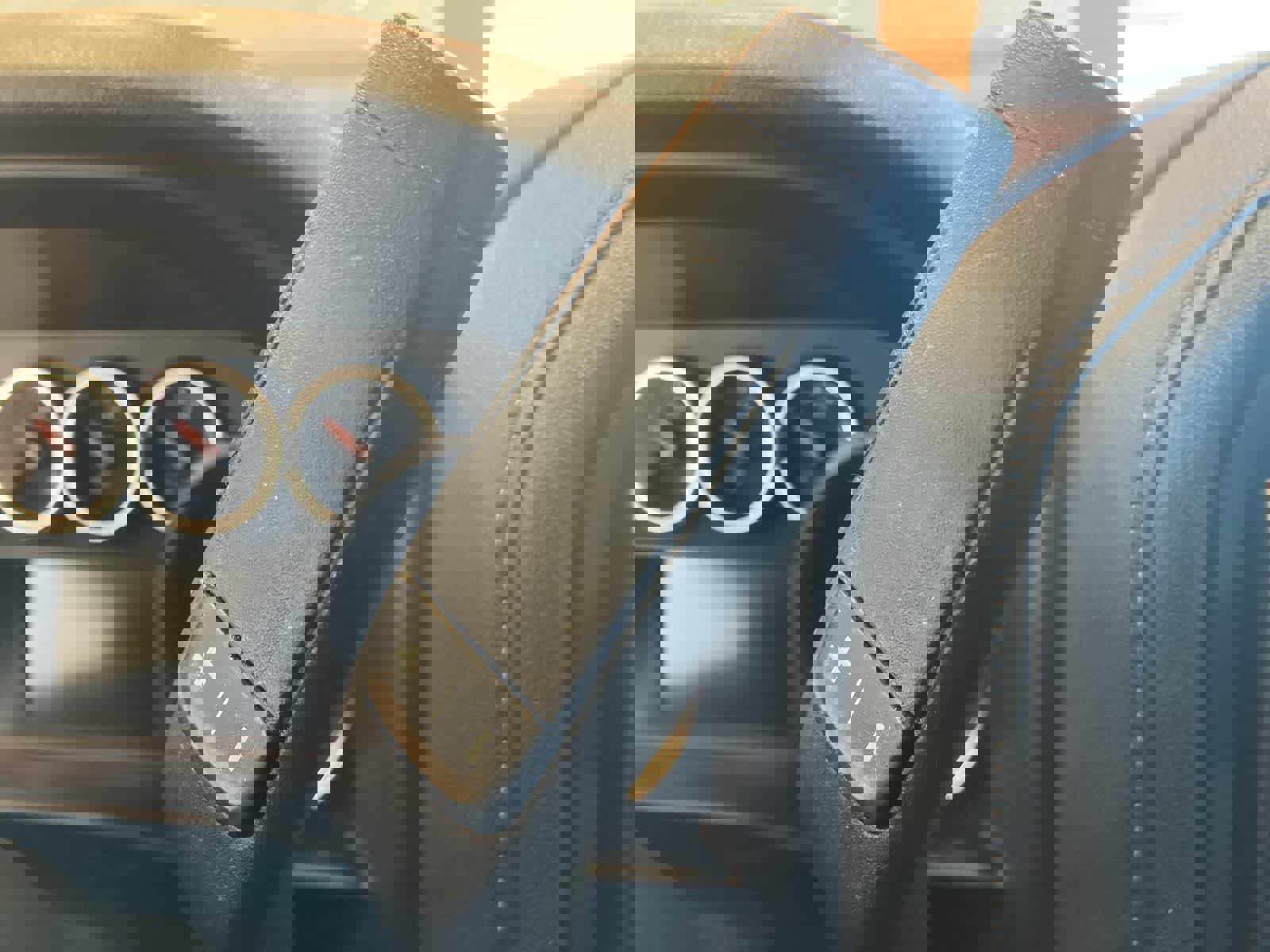 Used 2021 Chevrolet Silverado 1500 LT w/ Z71 Off-Road Package image 20