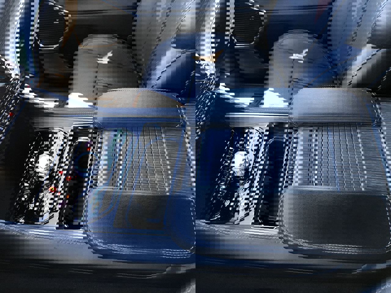 Used 2024 Jeep Wagoneer Series III w/ Premium Group I image 19