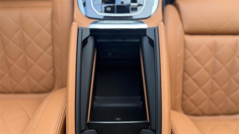 Used 2025 BMW X5 xDrive50e w/ M Sport Package image 31