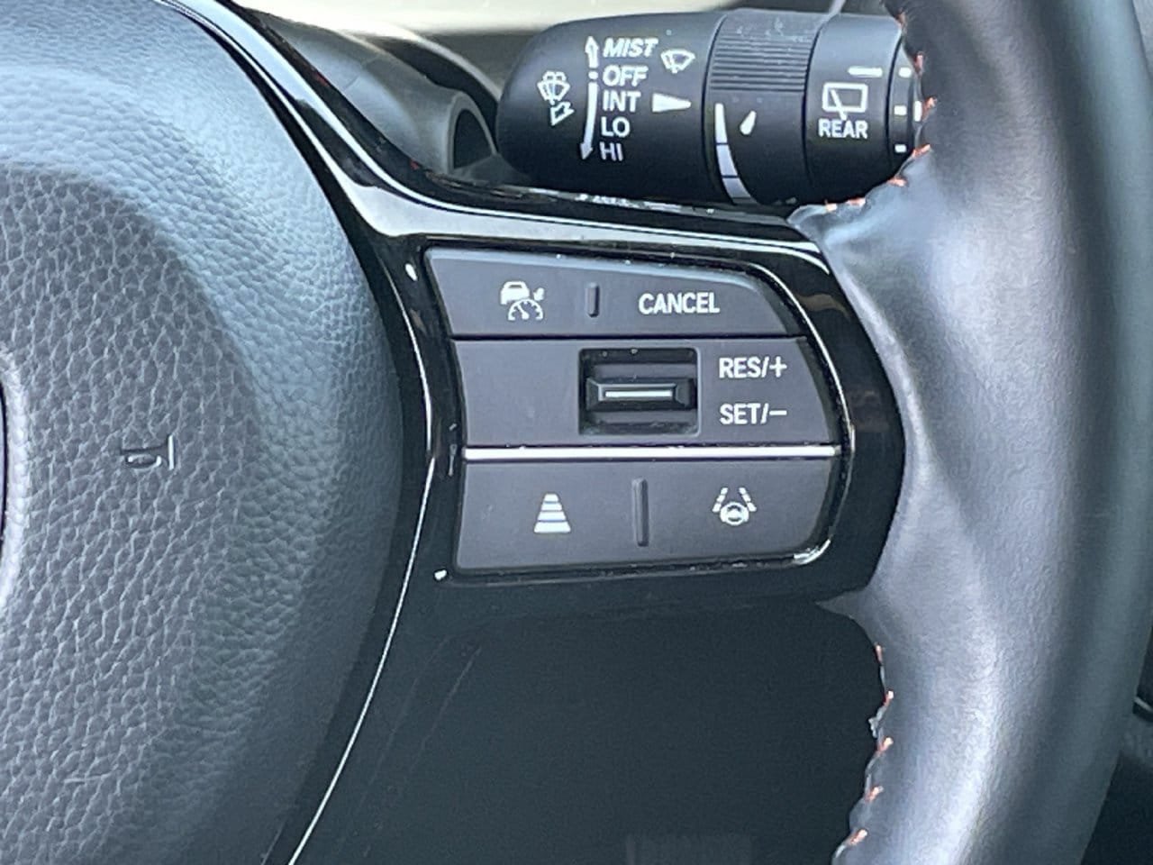 Used 2024 Honda HR-V Sport image 14