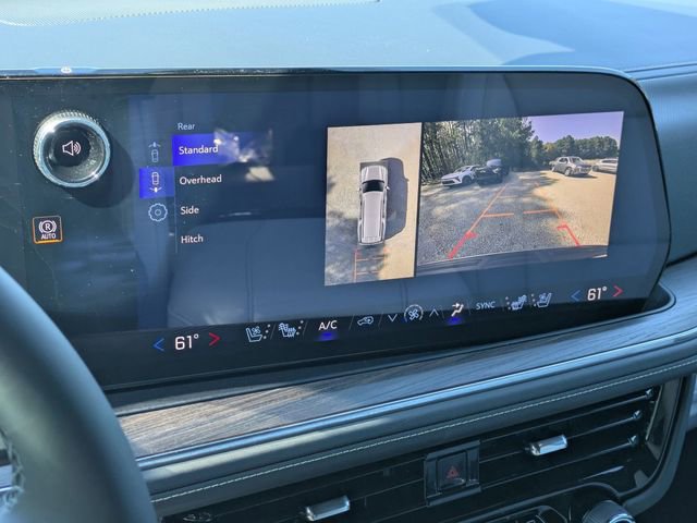 New 2026 Chevrolet Suburban Premier image 20