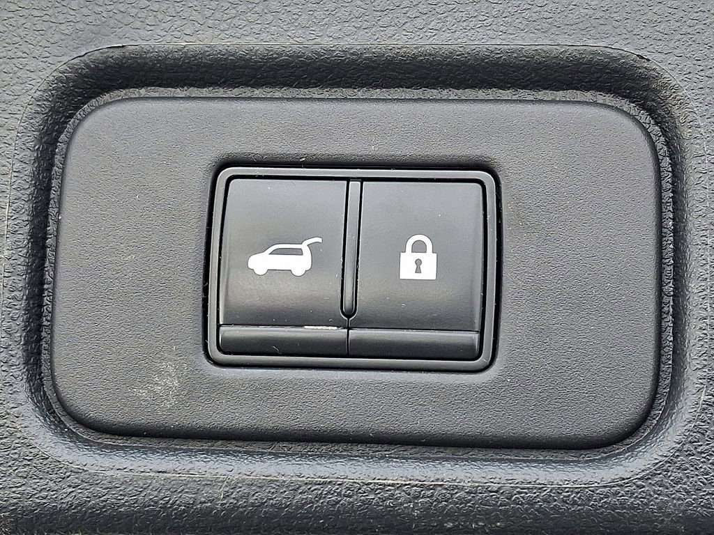 Used 2022 Nissan Pathfinder SL image 28