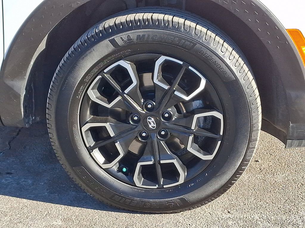 Used 2022 Hyundai Santa Cruz SEL image 8