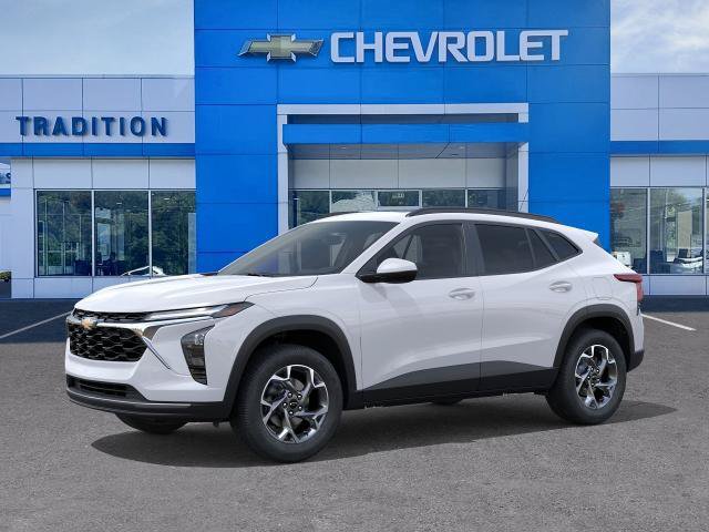 New 2026 Chevrolet Trax LT w/ Sunroof Package FWD image 2