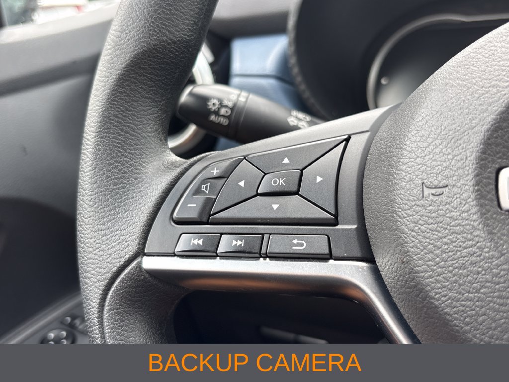 Used 2025 Nissan Versa SV w/ Trunk Package FWD image 8