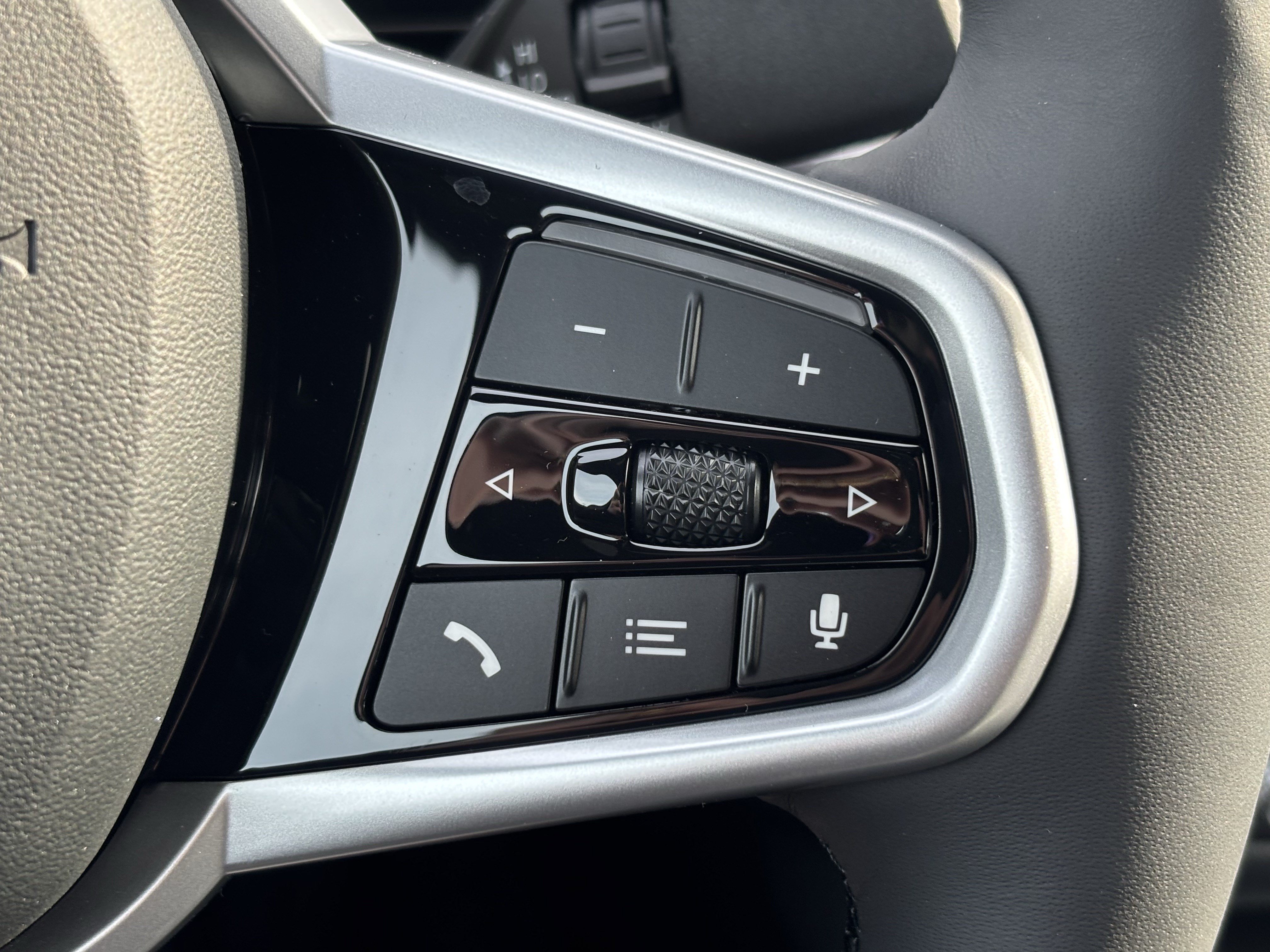 Certified 2026 BMW i4 xDrive40i AWD/4WD image 22