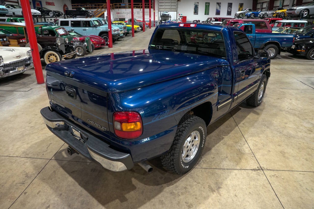 Used 2001 Chevrolet Silverado 1500 LS w/ Off-Road Chassis Pkg AWD/4WD image 17