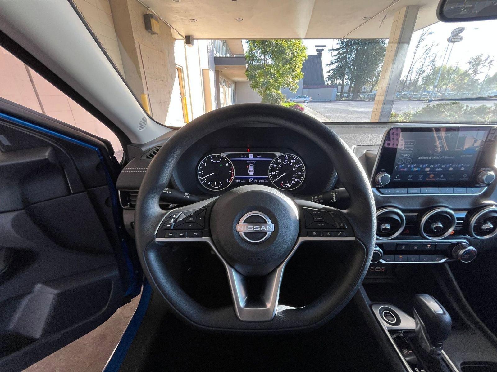Used 2025 Nissan Sentra SV FWD image 32