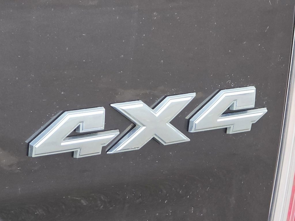 Used 2016 RAM 1500 Laramie image 5