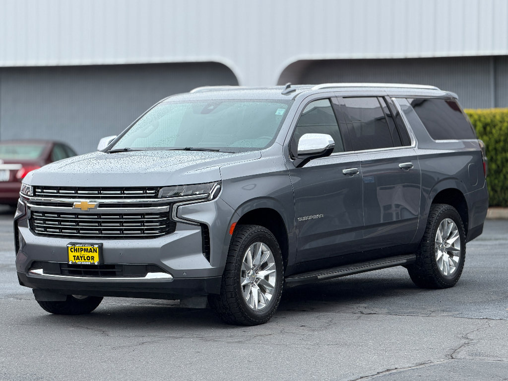 Used 2021 Chevrolet Suburban Premier AWD/4WD image 16