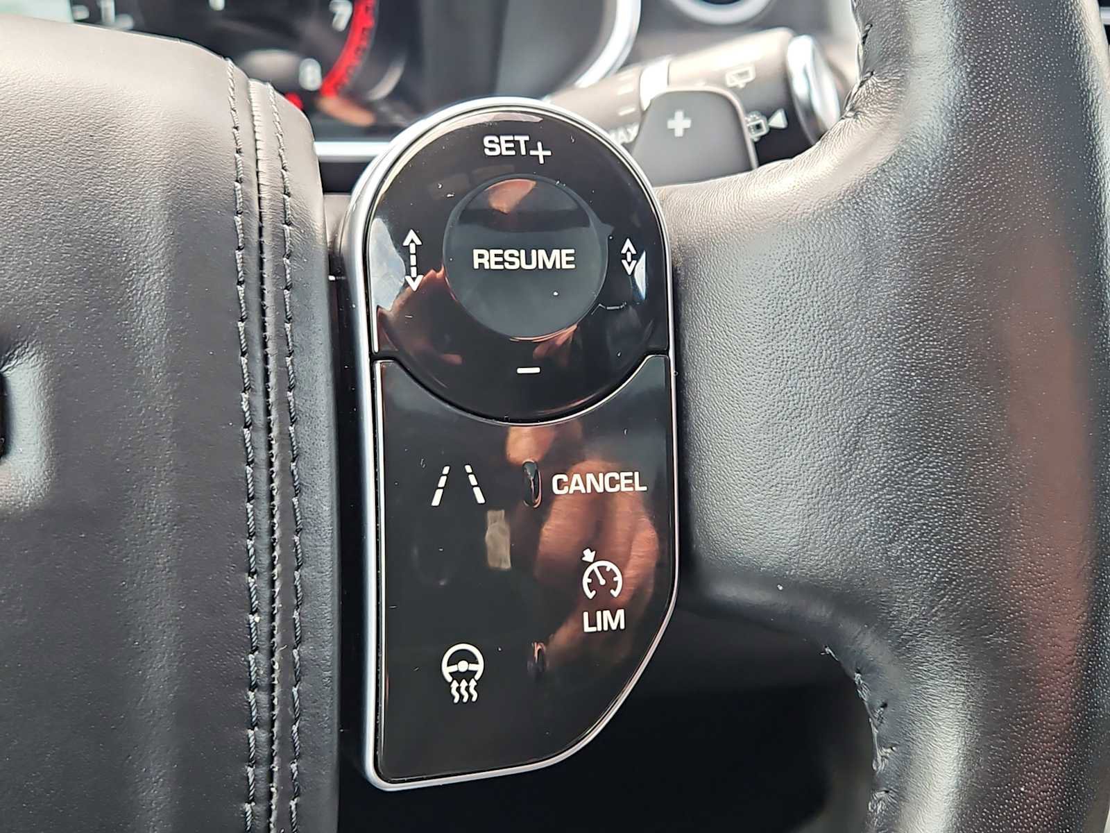 Used 2021 Land Rover Range Rover P525 Westminster Edition image 21