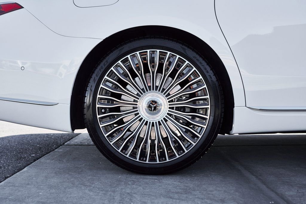 Used 2025 Mercedes-Benz Maybach S 680 4MATIC image 22