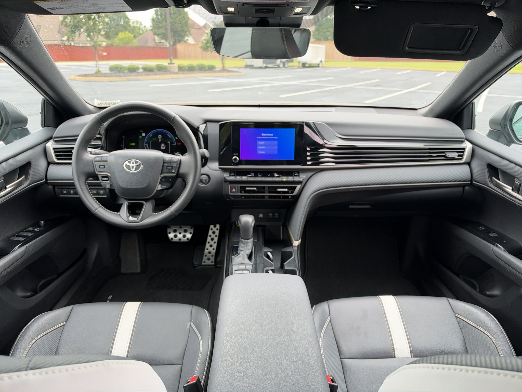Used 2026 Toyota Camry SE FWD image 21