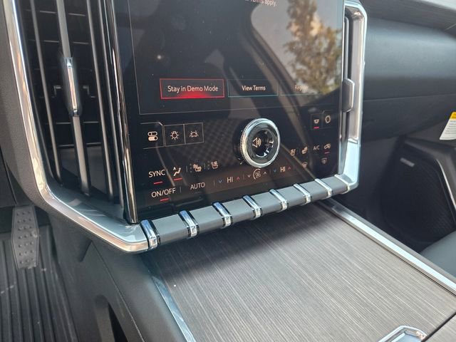 New 2026 GMC Acadia Denali w/ Super Cruise Package image 27