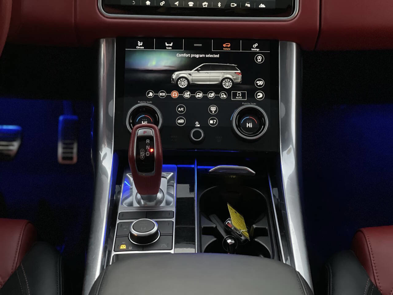 Used 2020 Land Rover Range Rover Sport SVR image 36