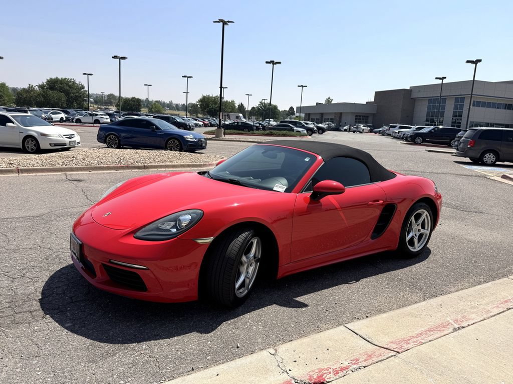 Used 2018 Porsche 718 Boxster RWD image 4