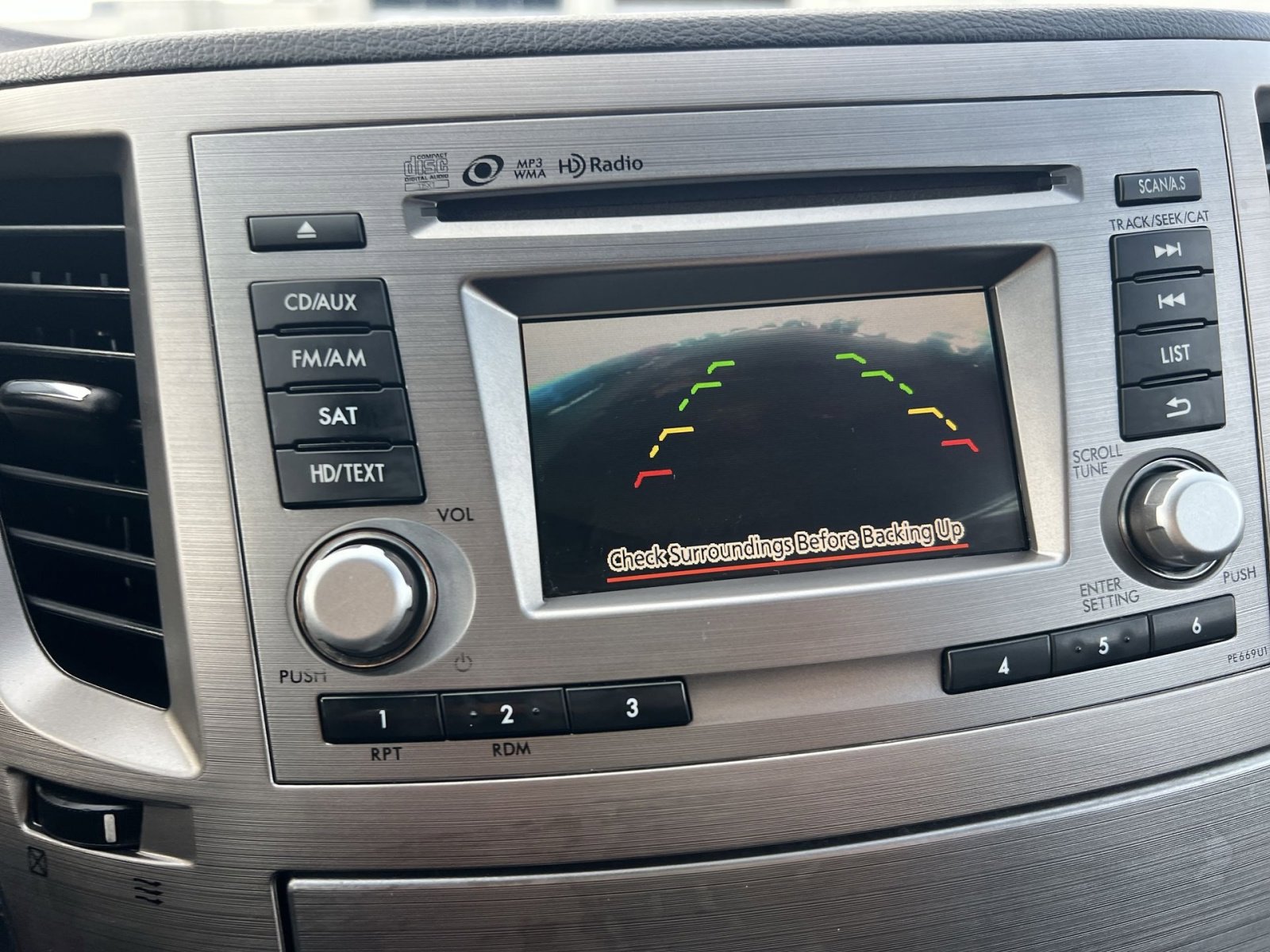 Used 2014 Subaru Outback 2.5i Premium w/ Moonroof Package image 19