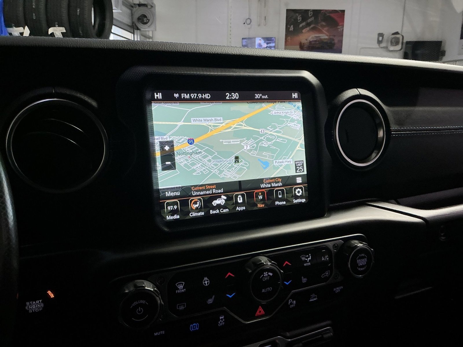 Used 2021 Jeep Wrangler Unlimited Rubicon 4xe w/ Steel Bumper Group image 28