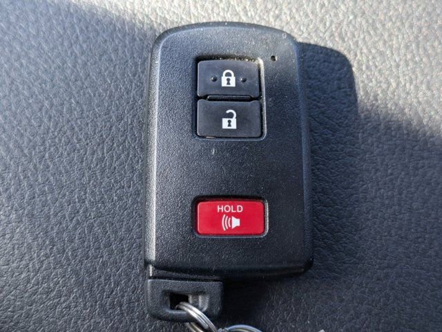 Used 2021 Toyota Tacoma TRD Sport image 26