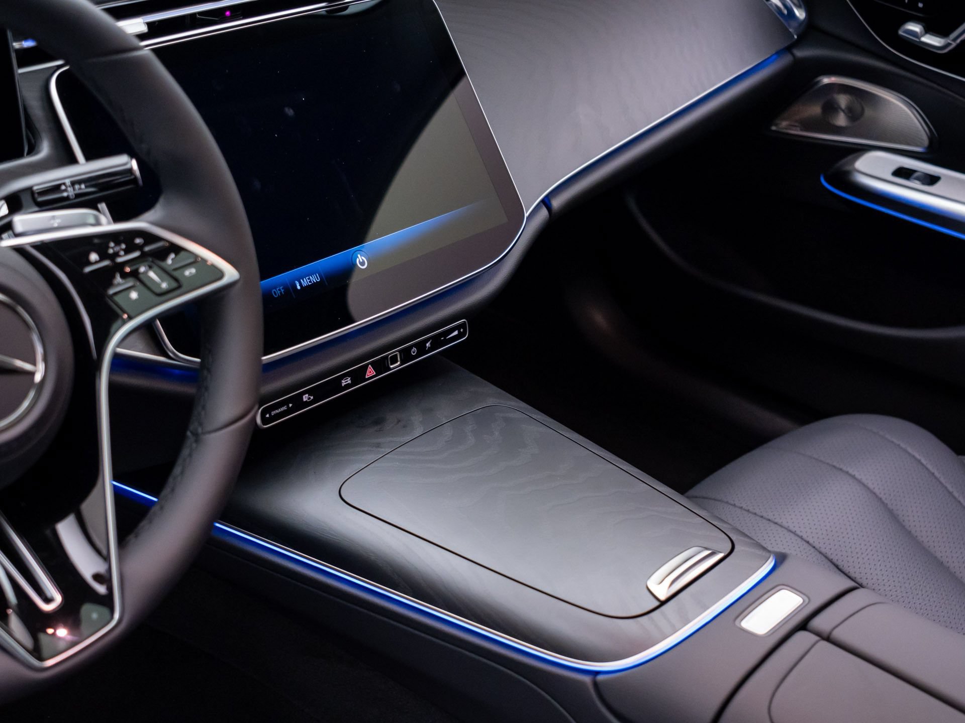 New 2027 Mercedes-Benz E 450 4MATIC Sedan image 12