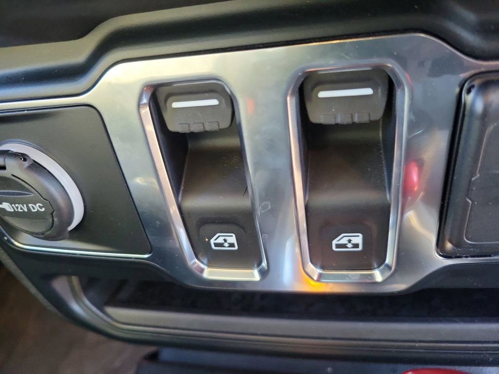 Used 2024 Jeep Wrangler Sport S image 15