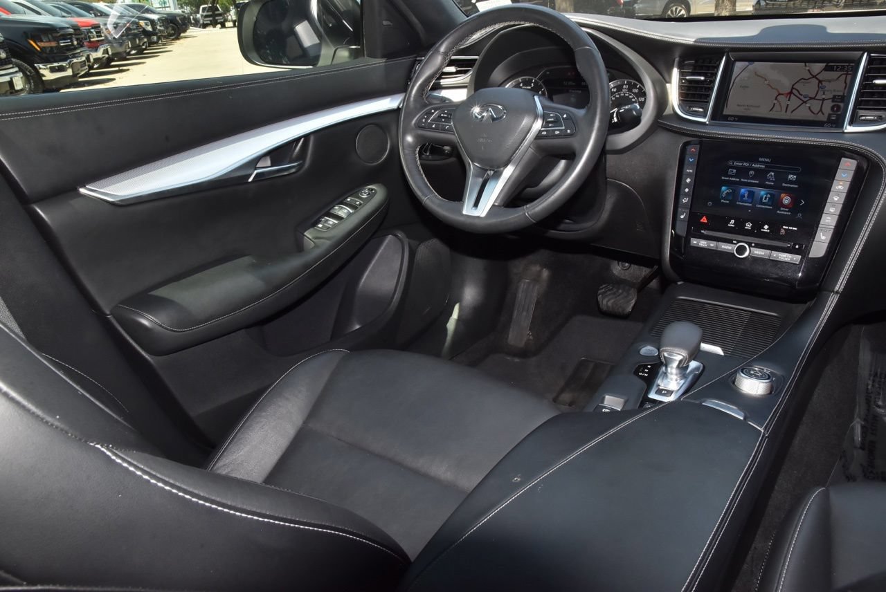 Used 2020 INFINITI QX50 Essential w/ Edition 30 Package FWD image 15