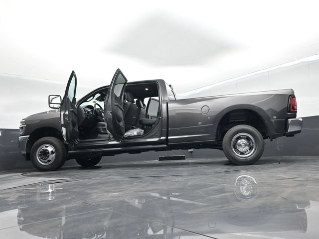 New 2026 RAM 3500 Tradesman AWD/4WD image 71