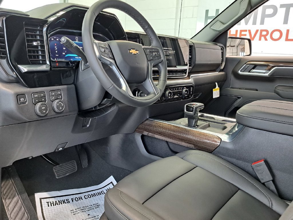 New 2026 Chevrolet Silverado 1500 LT w/ Z71 Off-Road Package AWD/4WD image 7