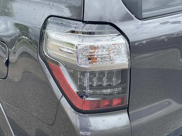 Used 2020 Toyota 4Runner Limited AWD/4WD image 10