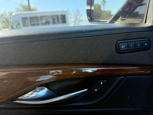 Used 2019 Cadillac Escalade ESV Luxury image 17