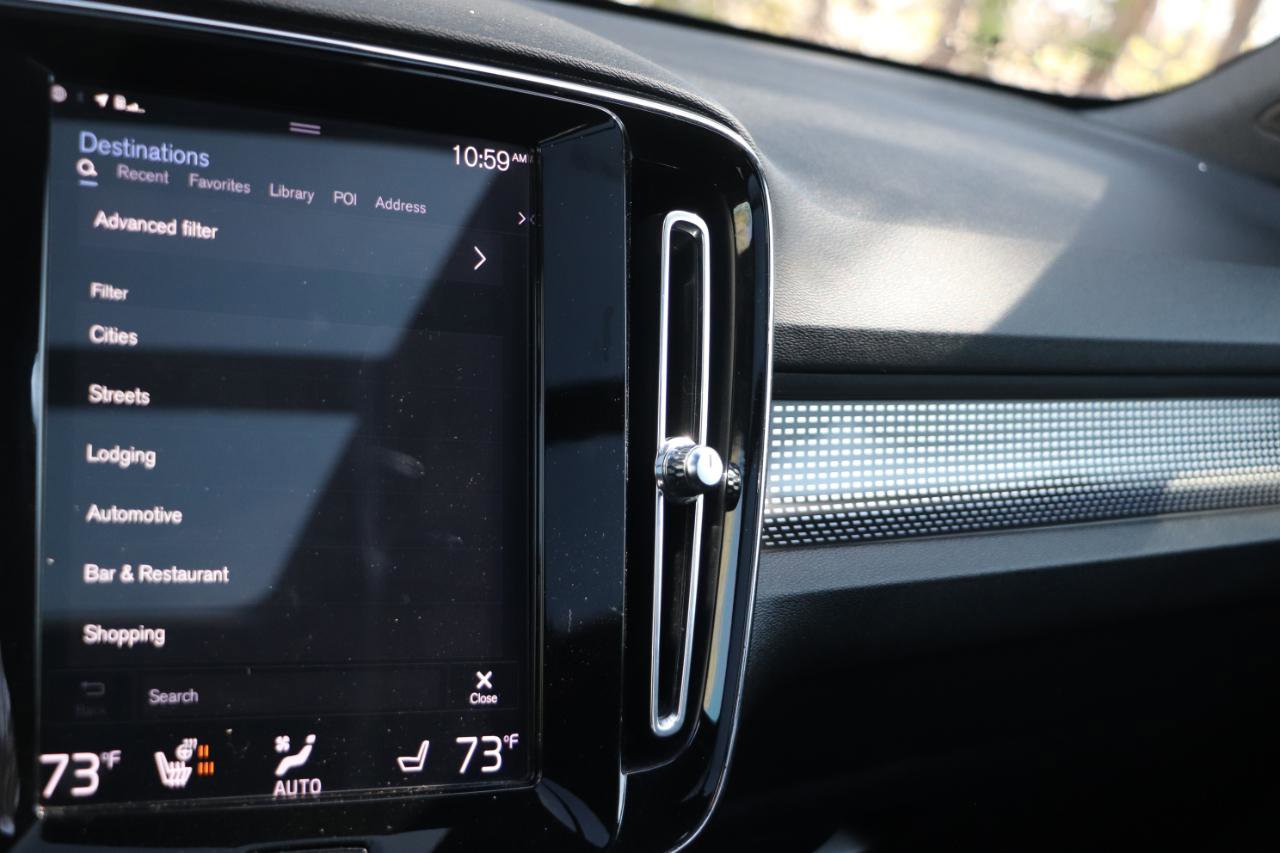 Used 2019 Volvo XC40 T5 R-Design image 16