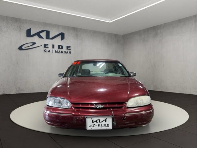 Used 2001 Chevrolet Lumina w/ Preferred Equipment Group FWD image 7