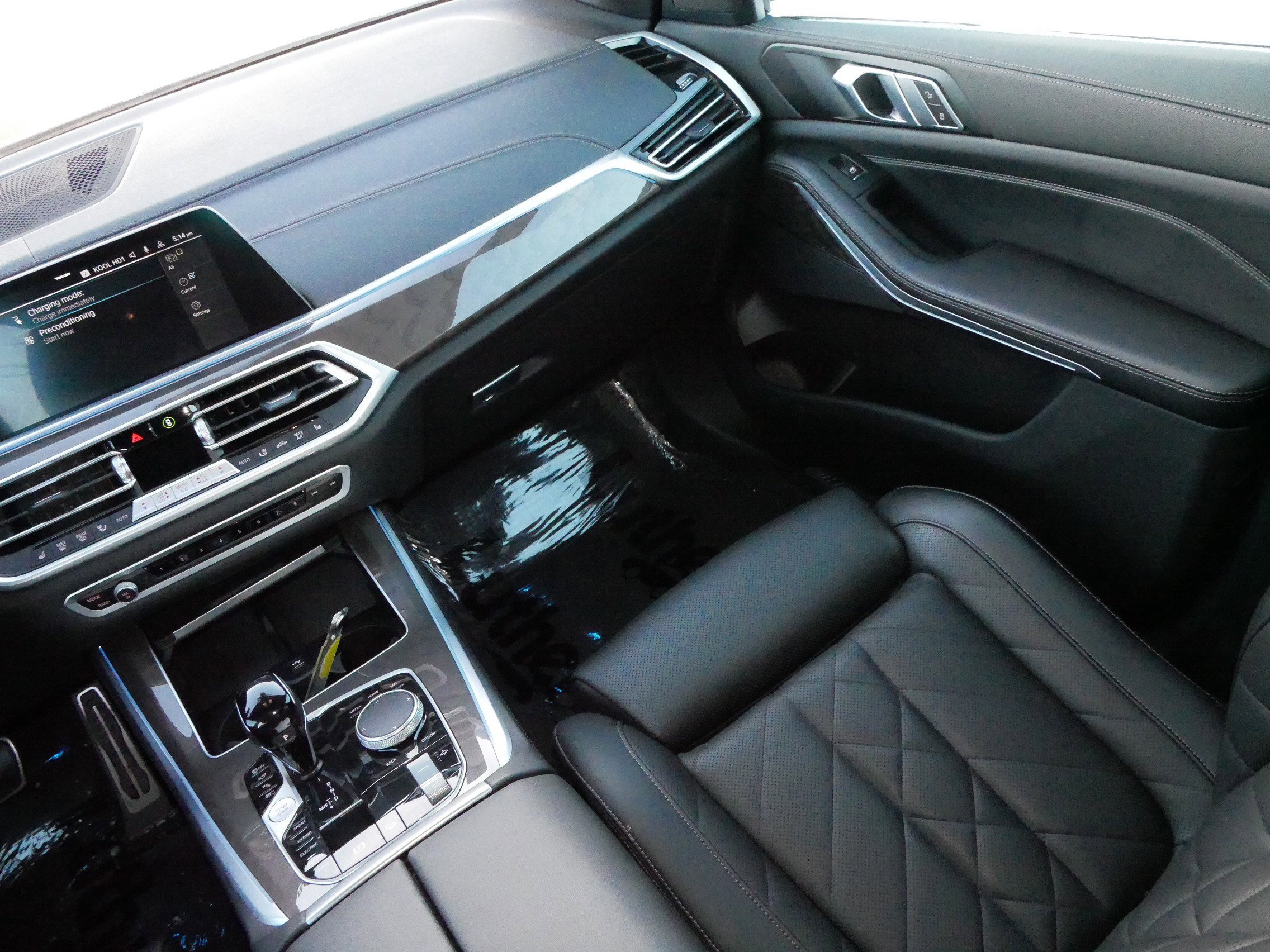 Used 2023 BMW X5 xDrive45e w/ M Sport Package image 11