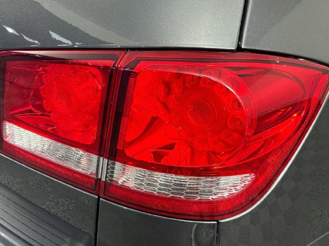 Used 2019 Dodge Journey SE w/ Blacktop Package FWD image 30