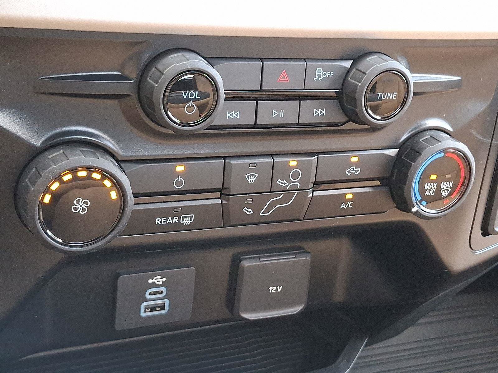 New 2025 Ford F250 XLT w/ FX4 Off-Road Package image 10