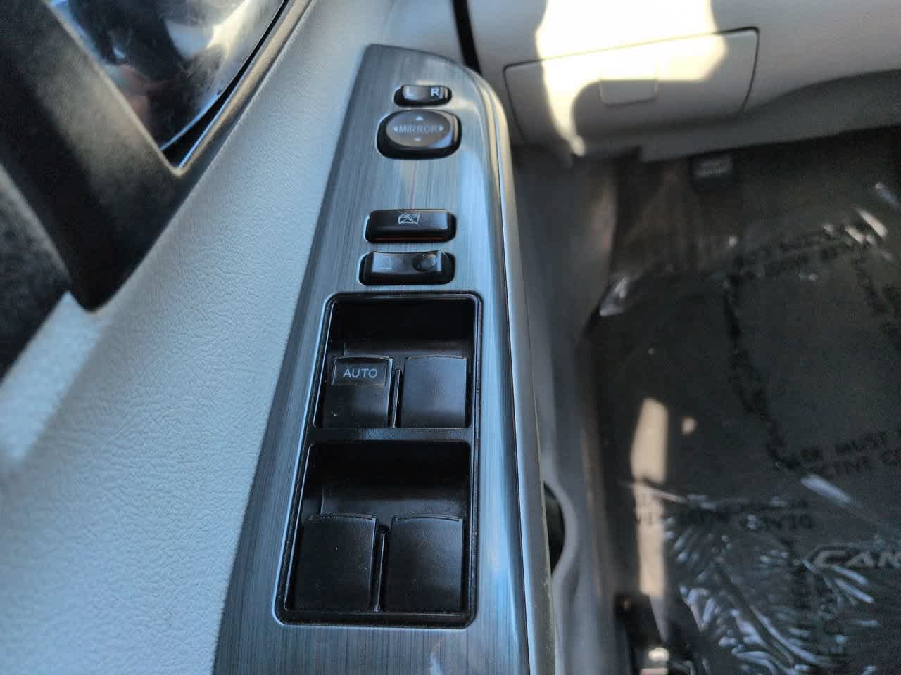 Used 2013 Toyota Camry XLE FWD image 20